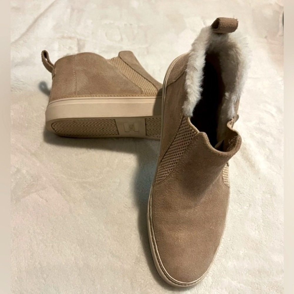 Toms Tan Suede Women's Sneakers